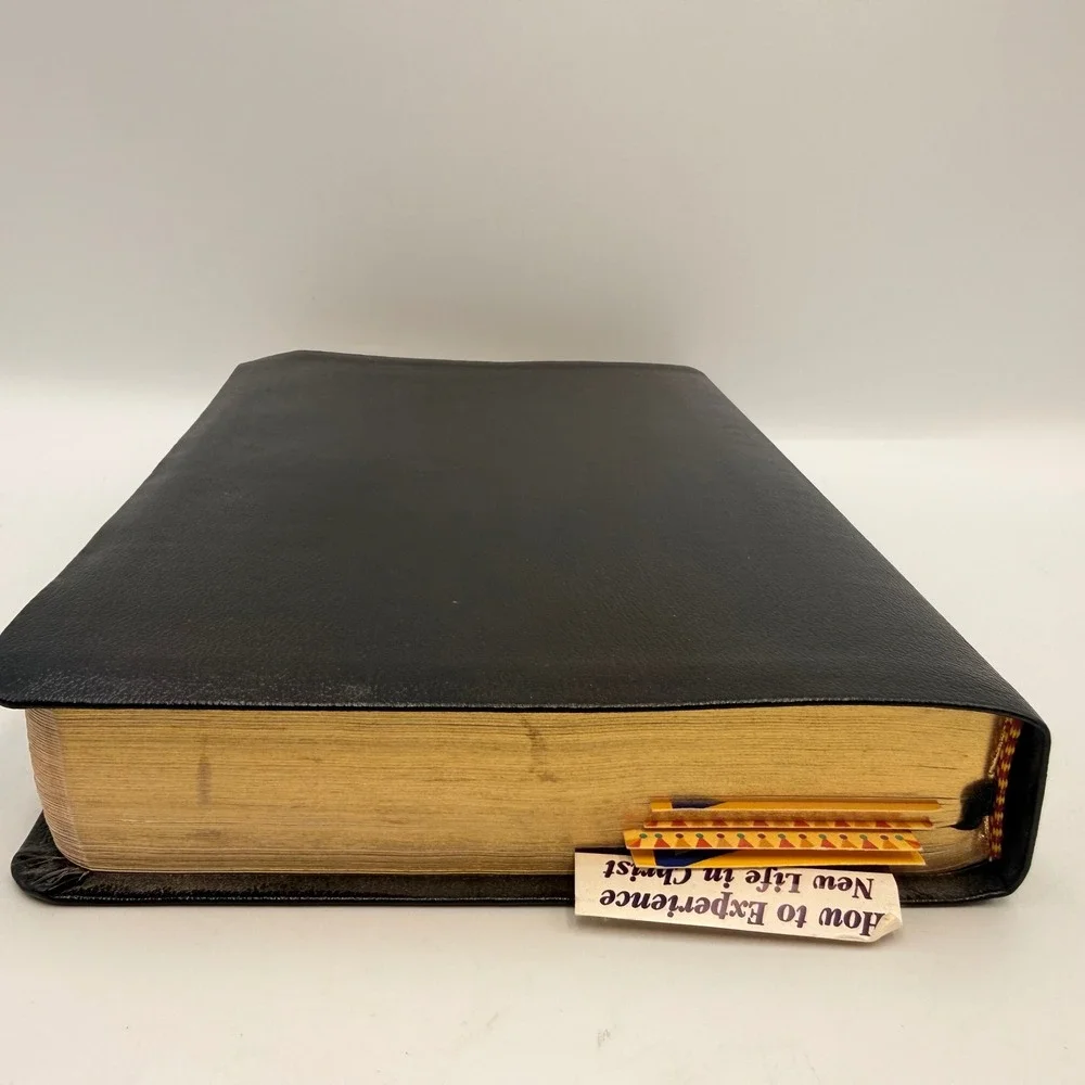 NKJV The Blackaby Study Bible Black Bonded Leather Thumb Indexed Gold Edges 2006